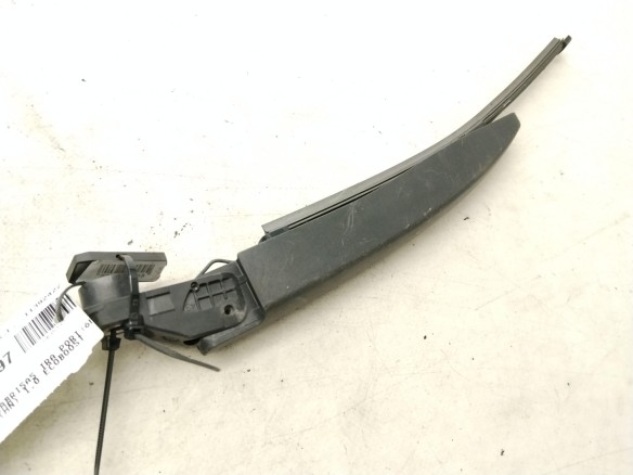 2206245 BRAZO LIMPIAPARABRISAS TRA PORTÓN FORD FOCUS IV (HN)|Desguaces La Cabaña