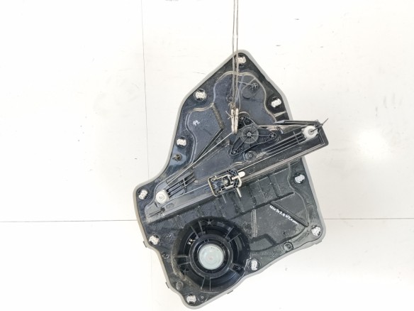 2500809 ELEVALUNAS PUERTA LAT TRA DER FORD FOCUS IV (HN)|Desguaces La Cabaña
