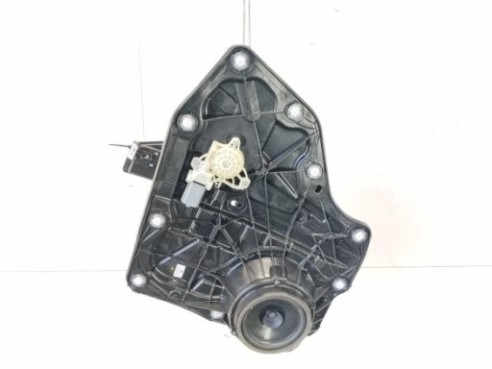 2500809 ELEVALUNAS PUERTA LAT TRA DER FORD FOCUS IV (HN)|Desguaces La Cabaña