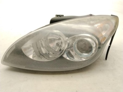 921012L520 FARO IZQUIERDO HYUNDAI i30 (FD)|Desguaces La Cabaña