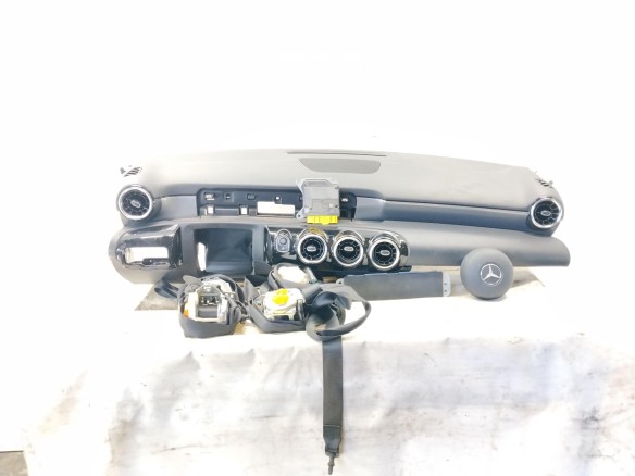  310445797162AB KIT AIRBAGS + SALPICADERO + CINTURONES O ANCLAJE + CENTRALIT MERCEDES BENZ CLASE A (W177)|Desguaces La Cabaña