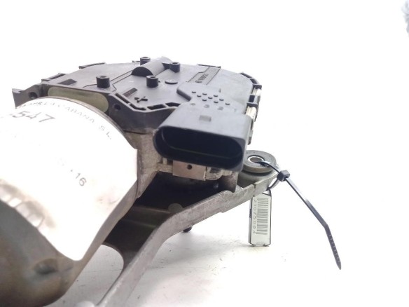 SinValor MOTOR LIMPIAPARABRISAS DEL IZQ FORD FOCUS III |Desguaces La Cabaña