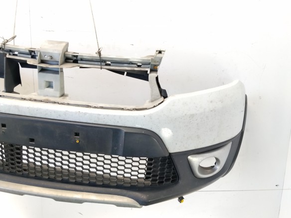 620220802R PARAGOLPES DEL DACIA SANDERO II|Desguaces La Cabaña