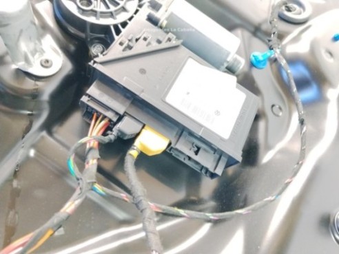 7L0839462D ELEVALUNAS PUERTA LAT TRA DER VW TOUAREG (7LA, 7L6, 7L7)|Desguaces La Cabaña
