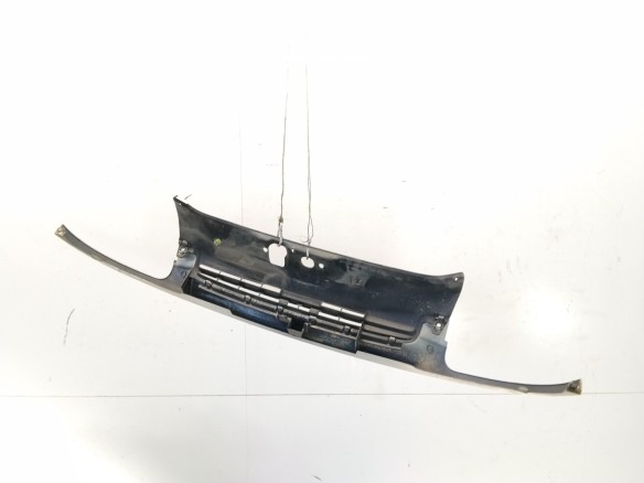 7700846870 REJILLA / CALANDRA RENAULT CLIO II (BB_, CB_)|Desguaces La Cabaña