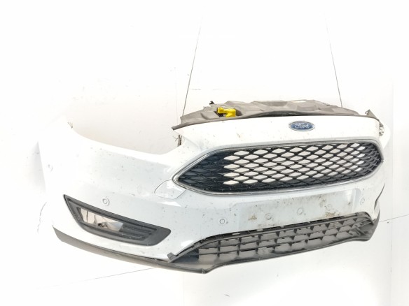  PARAGOLPES DEL FORD FOCUS III|Desguaces La Cabaña
