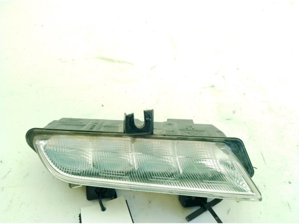   PILOTO LUZ DIURNA DER RENAULT CLIO IV (BH_)|Desguaces La Cabaña