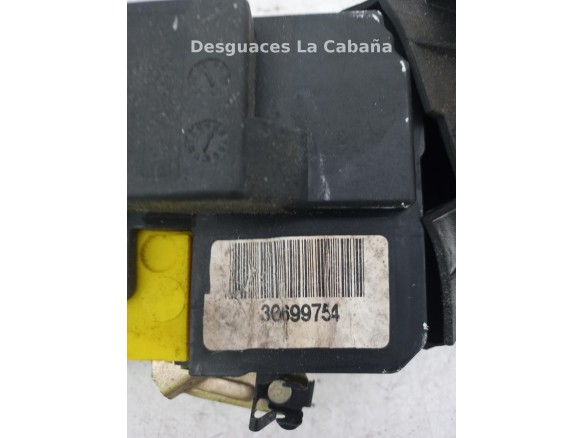 CERRADURA PUERTA LAT TRA IZQ VOLVO XC90 I (275) |Desguaces La Cabaña