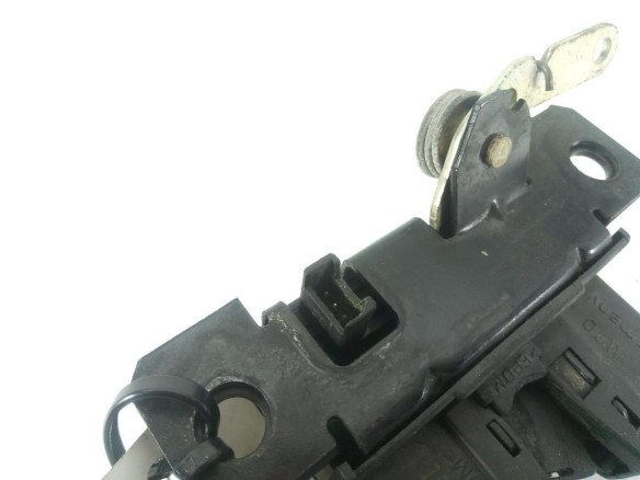 389827595C CERRADURA PORTON / TAPA MALETA VW PASSAT (3B3) |Desguaces La Cabaña