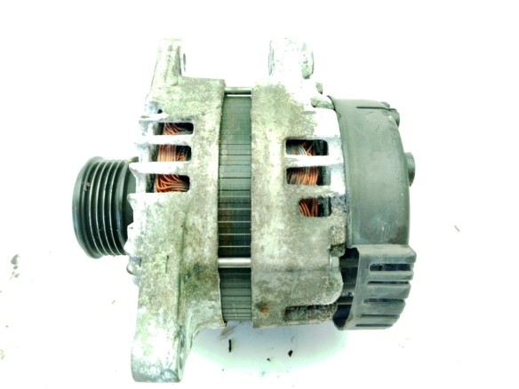 373002A805 ALTERNADOR HYUNDAI i30 (GD)|Desguaces La Cabaña