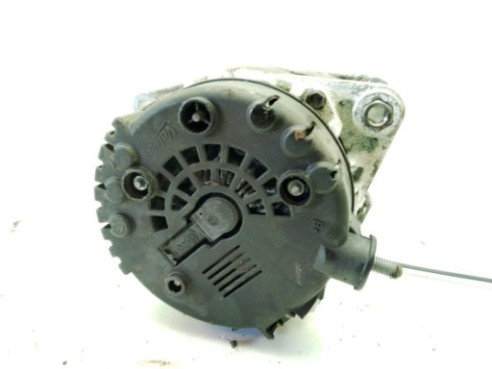 373002A805 ALTERNADOR HYUNDAI i30 (GD)|Desguaces La Cabaña