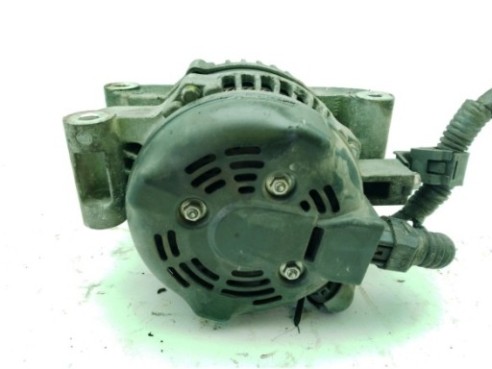 1042104521 ALTERNADOR TOYOTA VERSO (_R2_)|Desguaces La Cabaña