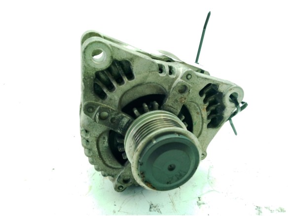 LRA0281 ALTERNADOR VOLVO C30 (533)|Desguaces La Cabaña