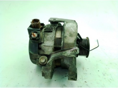 270600Y050 ALTERNADOR TOYOTA YARIS (_P9_)|Desguaces La Cabaña
