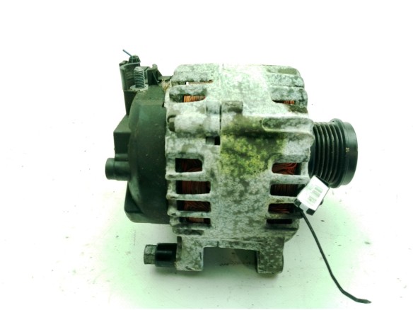 AV6N10300GC ALTERNADOR FORD FOCUS III Sedán|Desguaces La Cabaña