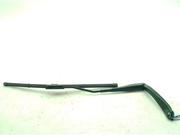 288817528R, 288818586R BRAZO LIMPIAPARABRISAS DEL IZQ DACIA SANDERO II|Desguaces La Cabaña