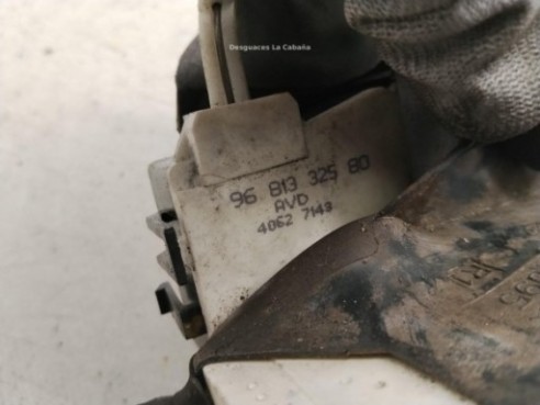 9136EZ CERRADURA PUERTA LAT DEL DER PEUGEOT 407 Coupé (6C_)|Desguaces La Cabaña