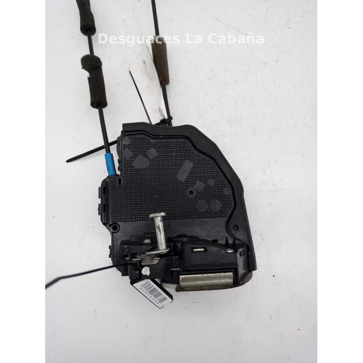 CERRADURA PUERTA LAT TRA IZQ TOYOTA AVENSIS Ranchera familiar (_T27_) |Desguaces La Cabaña