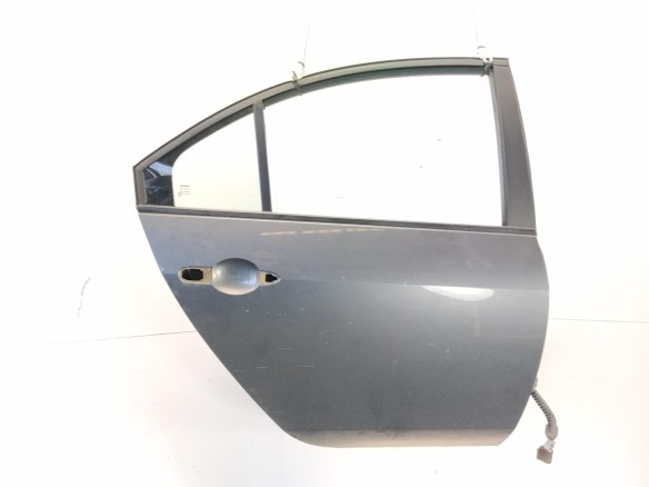   PUERTA LAT TRA DER NISSAN PRIMERA Hatchback (P12)|Desguaces La Cabaña