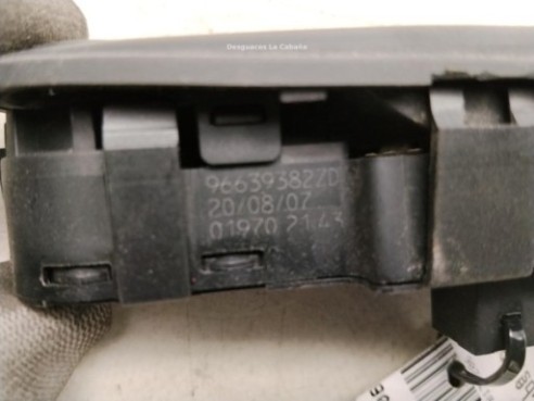  96639382ZD MANDO ELEVALUNAS PUERTA LAT DEL IZQ CITROEN C4 Picasso I Limusina (UD_)|Desguaces La Cabaña