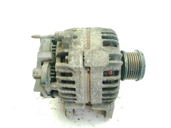 8200360480, 8200660033B ALTERNADOR RENAULT CLIO IV (BH_)|Desguaces La Cabaña