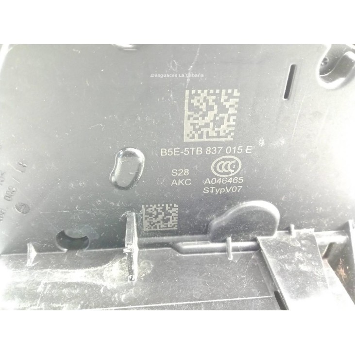 5TB837015E CERRADURA PUERTA LAT DEL IZQ SKODA SUPERB III Ranchera familiar (3V5) |Desguaces La Cabaña