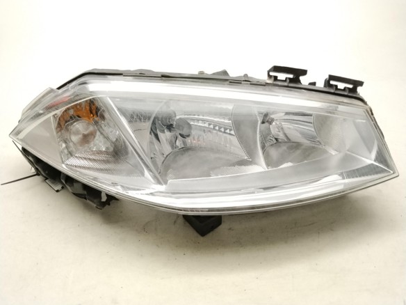 260108053R FARO DERECHO RENAULT MEGANE II Sedán (LM0/1_)|Desguaces La Cabaña