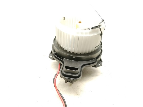   MOTOR CALEFACCION FORD FOCUS IV (HN)|Desguaces La Cabaña