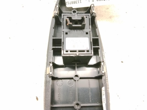 61319208107 MANDO ELEVALUNAS PUERTA LAT DEL DER BMW 1 (F20)|Desguaces La Cabaña