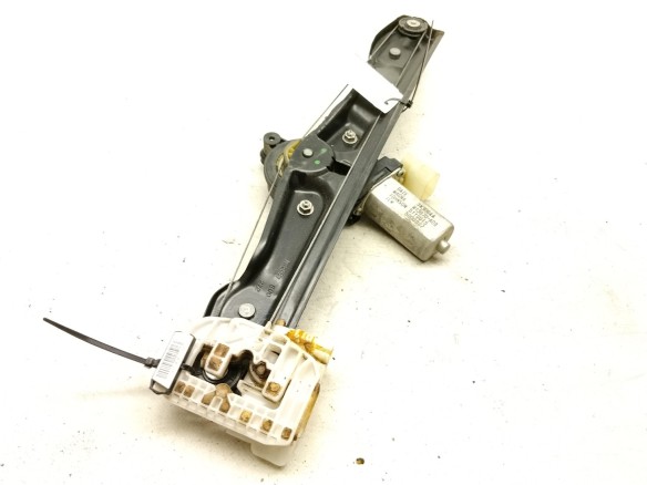 51357281884 ELEVALUNAS PUERTA LAT TRA DER BMW 1 (F20)|Desguaces La Cabaña