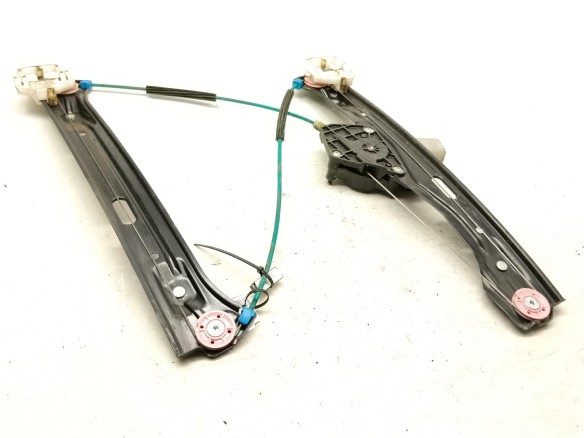 51337281882 ELEVALUNAS PUERTA LAT DEL DER BMW 1 (F20)|Desguaces La Cabaña