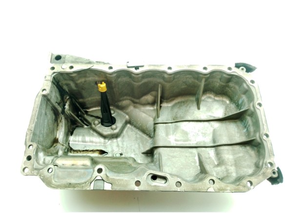11137812360, 781236003 CARTER BMW 1 (F20)|Desguaces La Cabaña