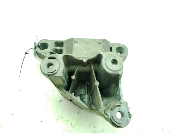  SOPORTE MOTOR IZQ FORD FOCUS IV (HN)|Desguaces La Cabaña