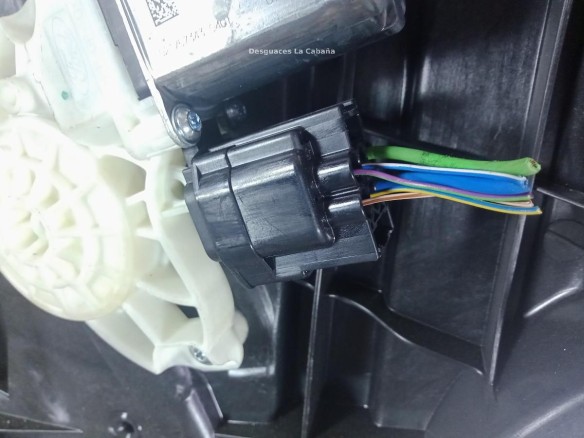 H1BBA23201CE ELEVALUNAS PUERTA LAT DEL IZQ FORD FIESTA VII |Desguaces La Cabaña