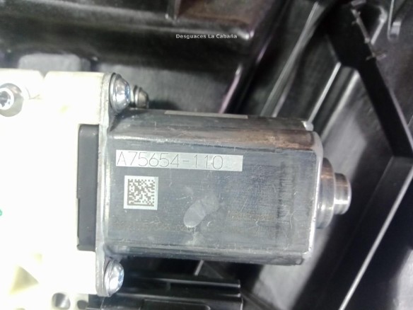 H1BBA23201CE ELEVALUNAS PUERTA LAT DEL IZQ FORD FIESTA VII |Desguaces La Cabaña