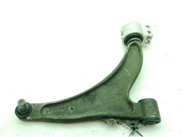 84248215 BRAZO SUSPENSION DEL DER INF OPEL INSIGNIA A Sedán (G09)|Desguaces La Cabaña
