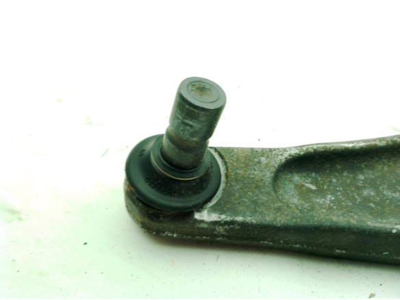 84248215 BRAZO SUSPENSION DEL DER INF OPEL INSIGNIA A Sedán (G09)|Desguaces La Cabaña