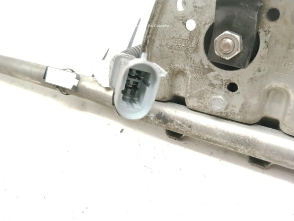 MOTOR LIMPIAPARABRISAS DEL IVECO DAILY VI Furgón|Desguaces La Cabaña
