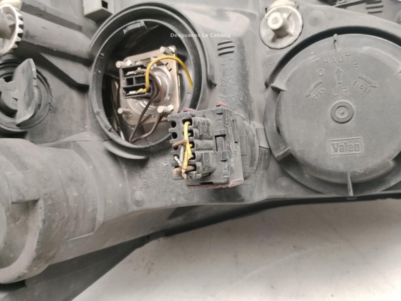 93185145 FARO IZQUIERDO OPEL COMBO Furgón/ranchera familiar|Desguaces La Cabaña
