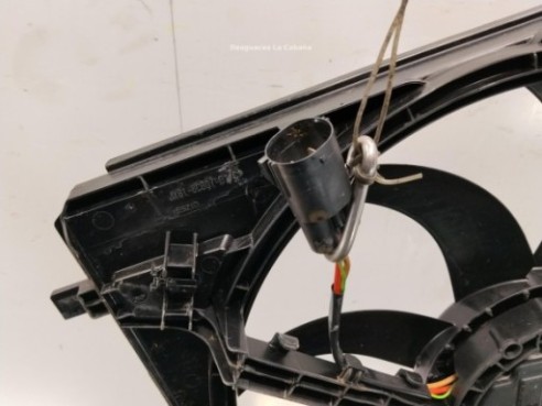 2213993 ELECTROVENTILADOR FORD FOCUS IV (HN)|Desguaces La Cabaña