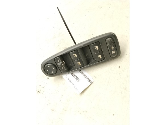   MANDO ELEVALUNAS PUERTA LAT DEL IZQ CITROEN C4 Grand Picasso I (UA_)|Desguaces La Cabaña
