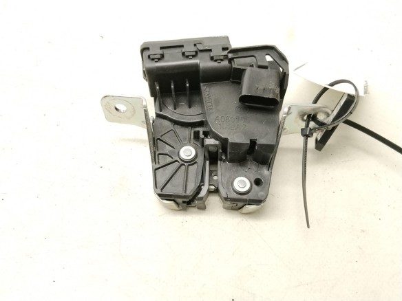 A0997400200 CERRADURA PORTON / TAPA MALETA MERCEDES BENZ CLASE A (W176)|Desguaces La Cabaña