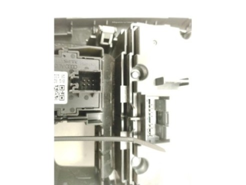 8V0919614BE MANDO MULTIMEDIA AUDI A3 Sportback (8VA, 8VF)|Desguaces La Cabaña