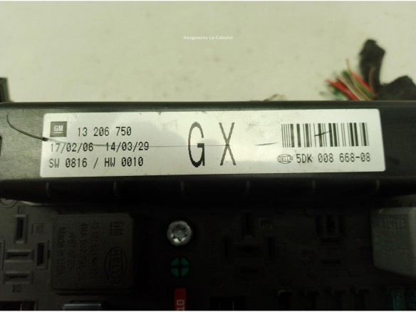 13206750GX CAJA FUSIBLES EXTERIOR (BSM) OPEL ASTRA H GTC (A04)|Desguaces La Cabaña