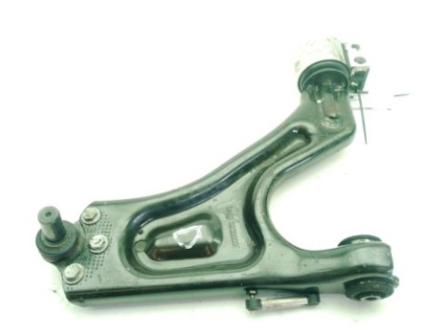 5236658 BRAZO SUSPENSION DEL DER INF SAAB 9-5 Ranchera familiar (YS3E)|Desguaces La Cabaña