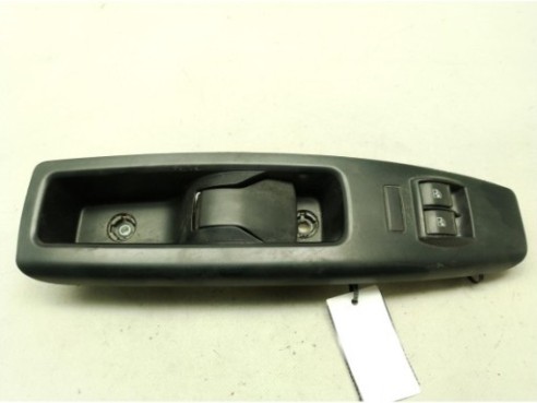 735484919 MANDO ELEVALUNAS PUERTA LAT DEL IZQ OPEL COMBO Combi / Tour (X12)|Desguaces La Cabaña