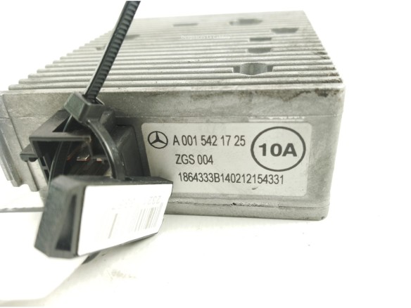 A0015421725 CONVERTIDOR VOLTAJE MERCEDES BENZ ACTROS MP4|Desguaces La Cabaña
