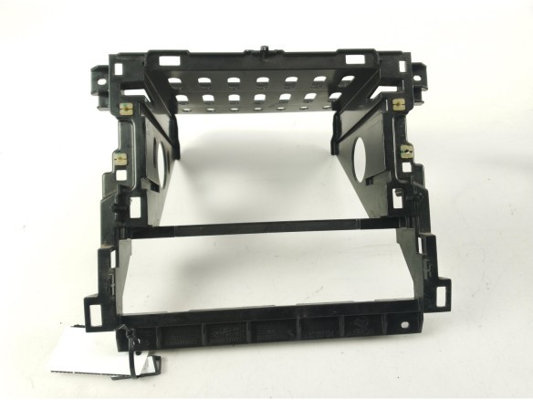A9606800234 CARCASA RADIO MERCEDES BENZ ACTROS MP4|Desguaces La Cabaña