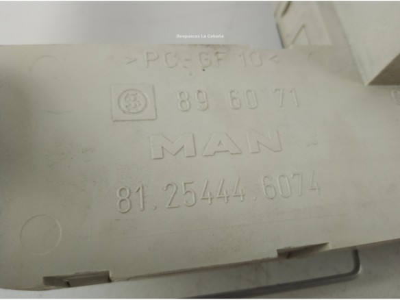 81254446074 CAJA FUSIBLES INTERIOR (BSI)  MAN TGX|Desguaces La Cabaña