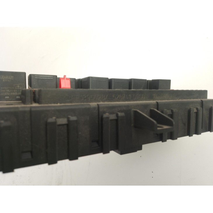 1895428 526741F01 CAJA FUSIBLES INTERIOR (BSI)  DAF XF 105|Desguaces La Cabaña